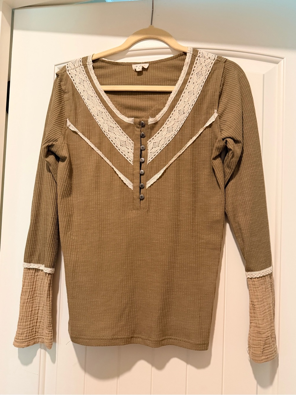 POL Olive Green Lace-Trim Ribbed Henley